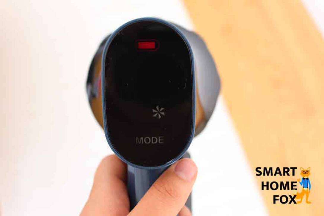 aspirateur balai proscenic ecran led